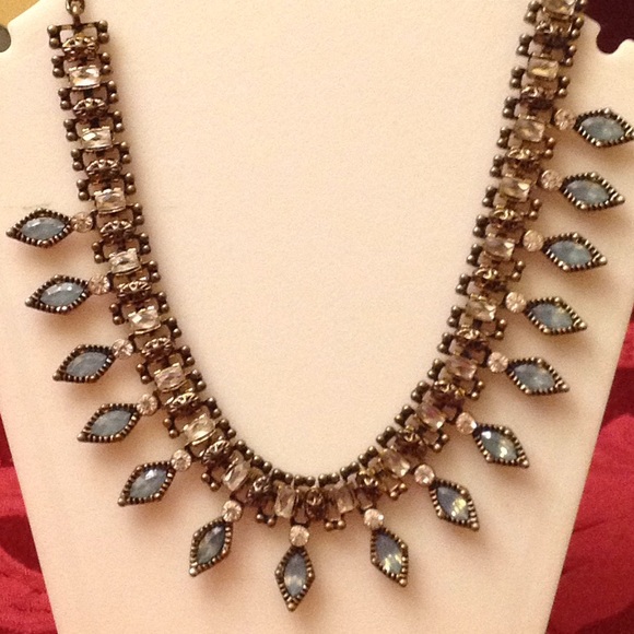 Aldo Jewelry - Vintage Aldo Victorian/ Art Nouveau Necklace ❤️